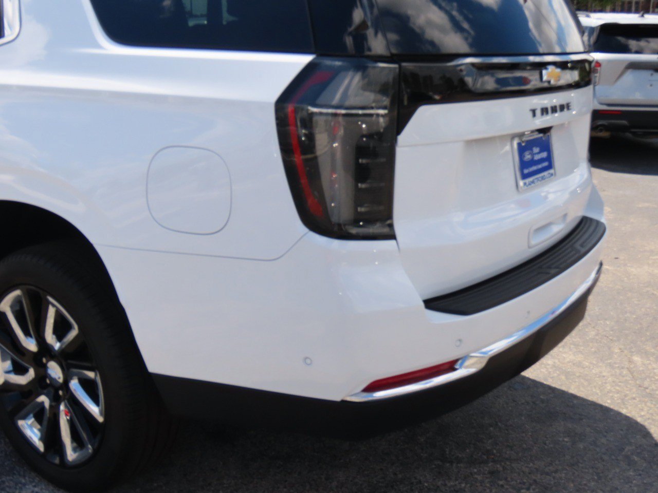 Used 2026 Chevrolet Tahoe LT w/ Comfort Package image 15