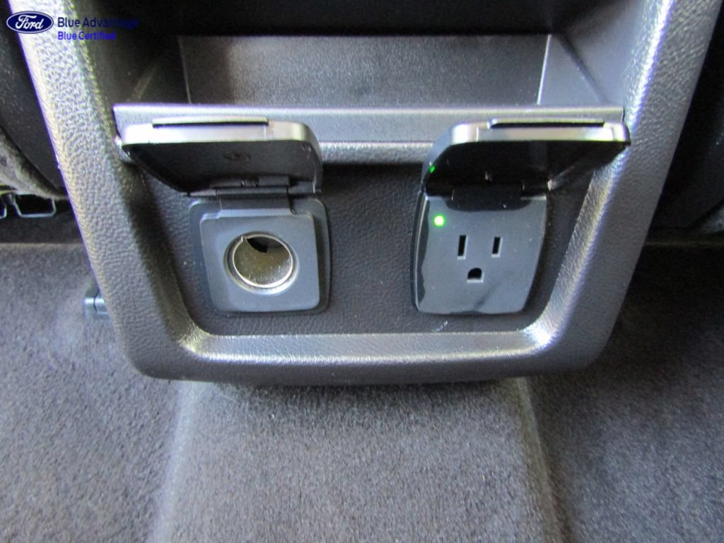 Certified 2019 Ford Edge Titanium w/ Cold Weather Package AWD/4WD image 45