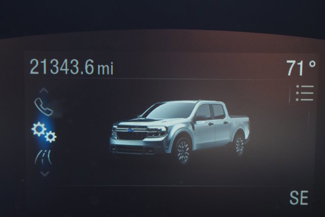 Certified 2024 Ford Maverick XLT w/ XLT Luxury Package FWD image 29