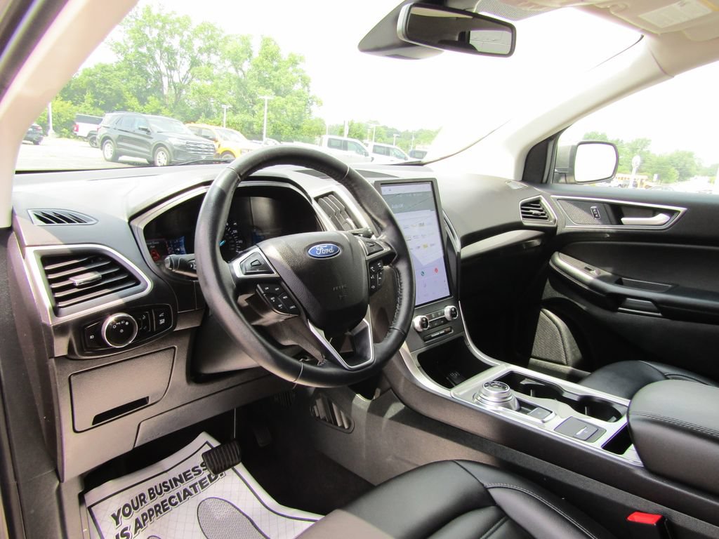 Certified 2023 Ford Edge SEL w/ Convenience Package AWD/4WD image 11