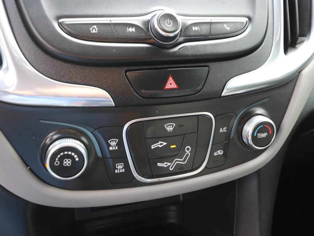 Used 2020 Chevrolet Equinox LS w/ LS Convenience Package image 22