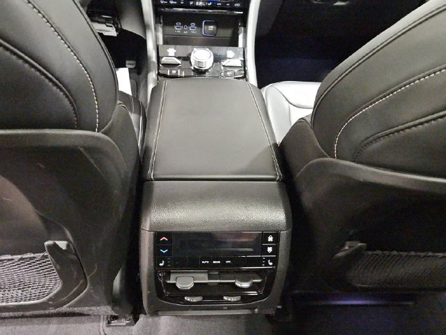 Used 2023 Jeep Grand Cherokee L Overland AWD/4WD image 15