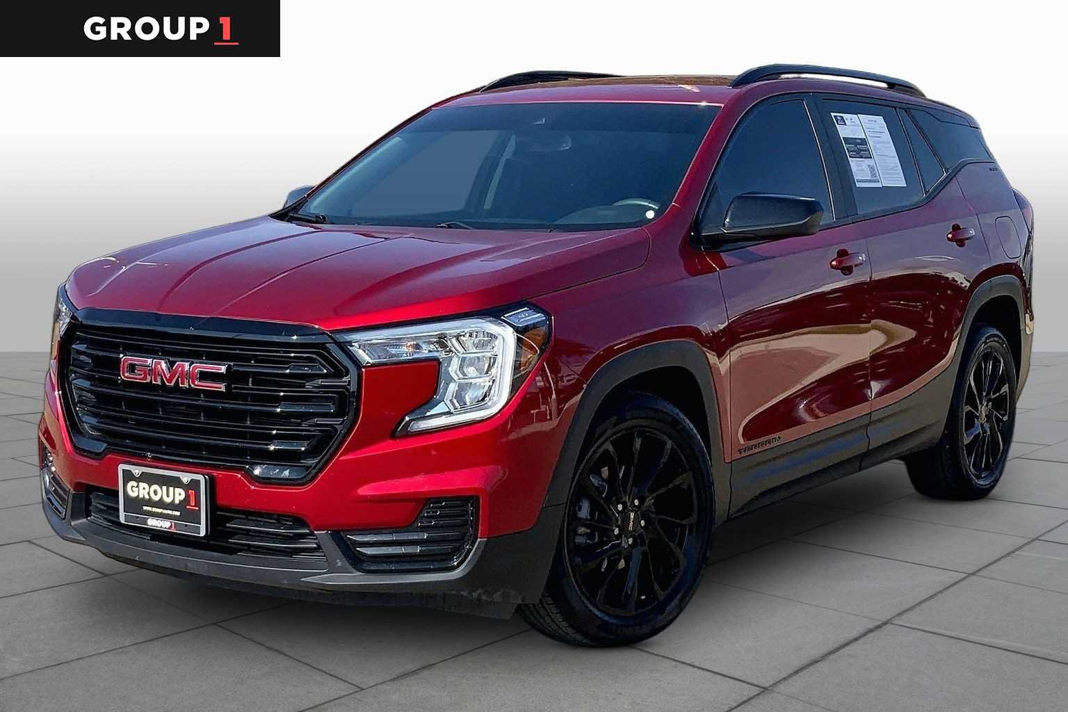 Used 2024 GMC Terrain SLE w/ Driver Convenience Package