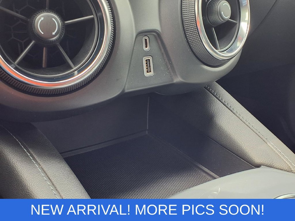 Used 2022 Chevrolet Blazer LT FWD image 13