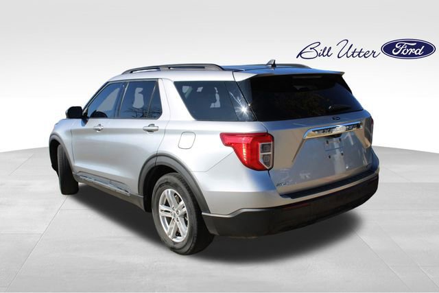 Certified 2024 Ford Explorer XLT image 3