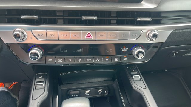 Used 2024 Kia Telluride S w/ S Sunroof Package AWD/4WD image 16