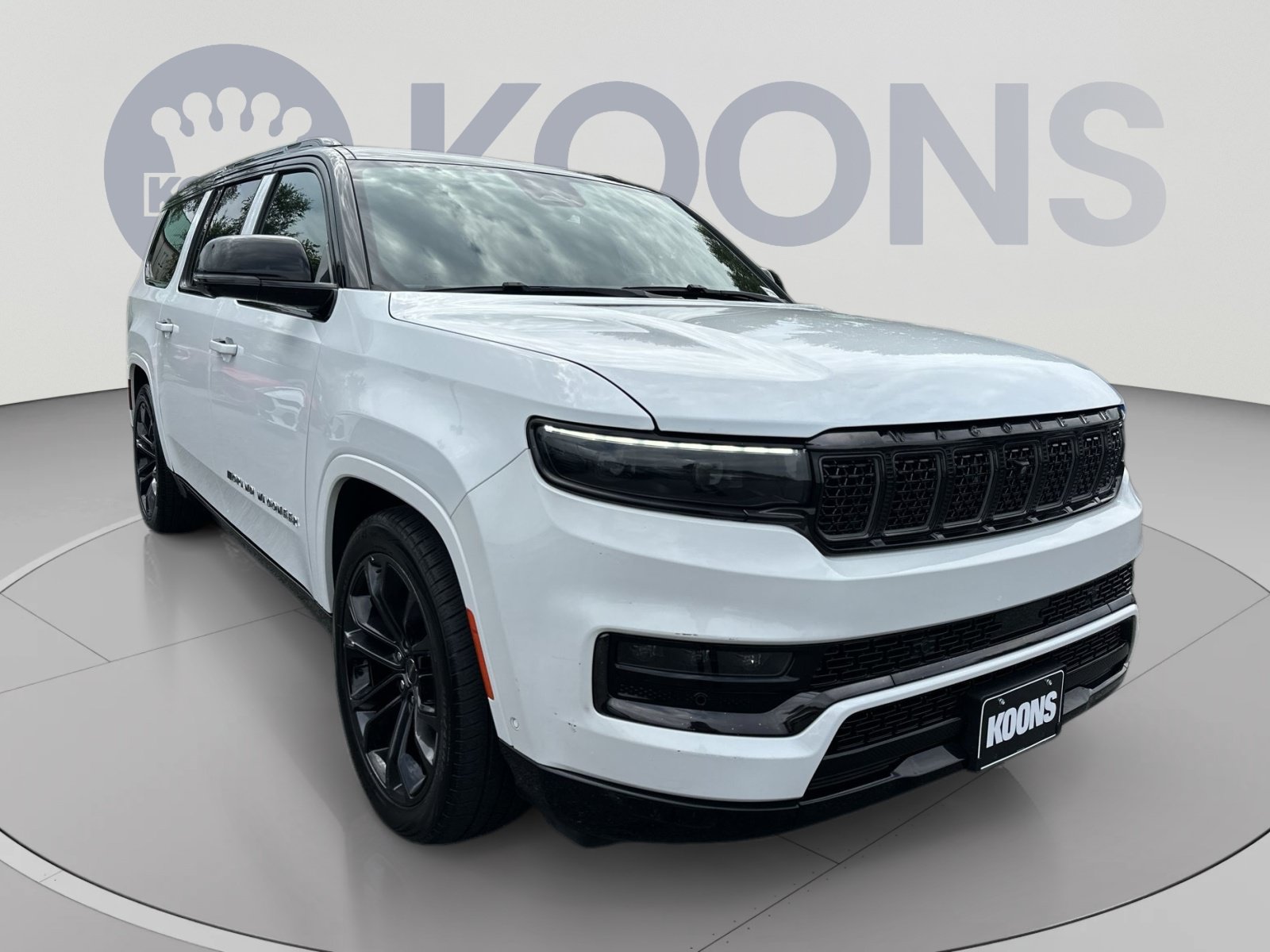 Used 2024 Jeep Grand Wagoneer L Series II w/ Quick Order Packagew 28T AWD/4WD image 18