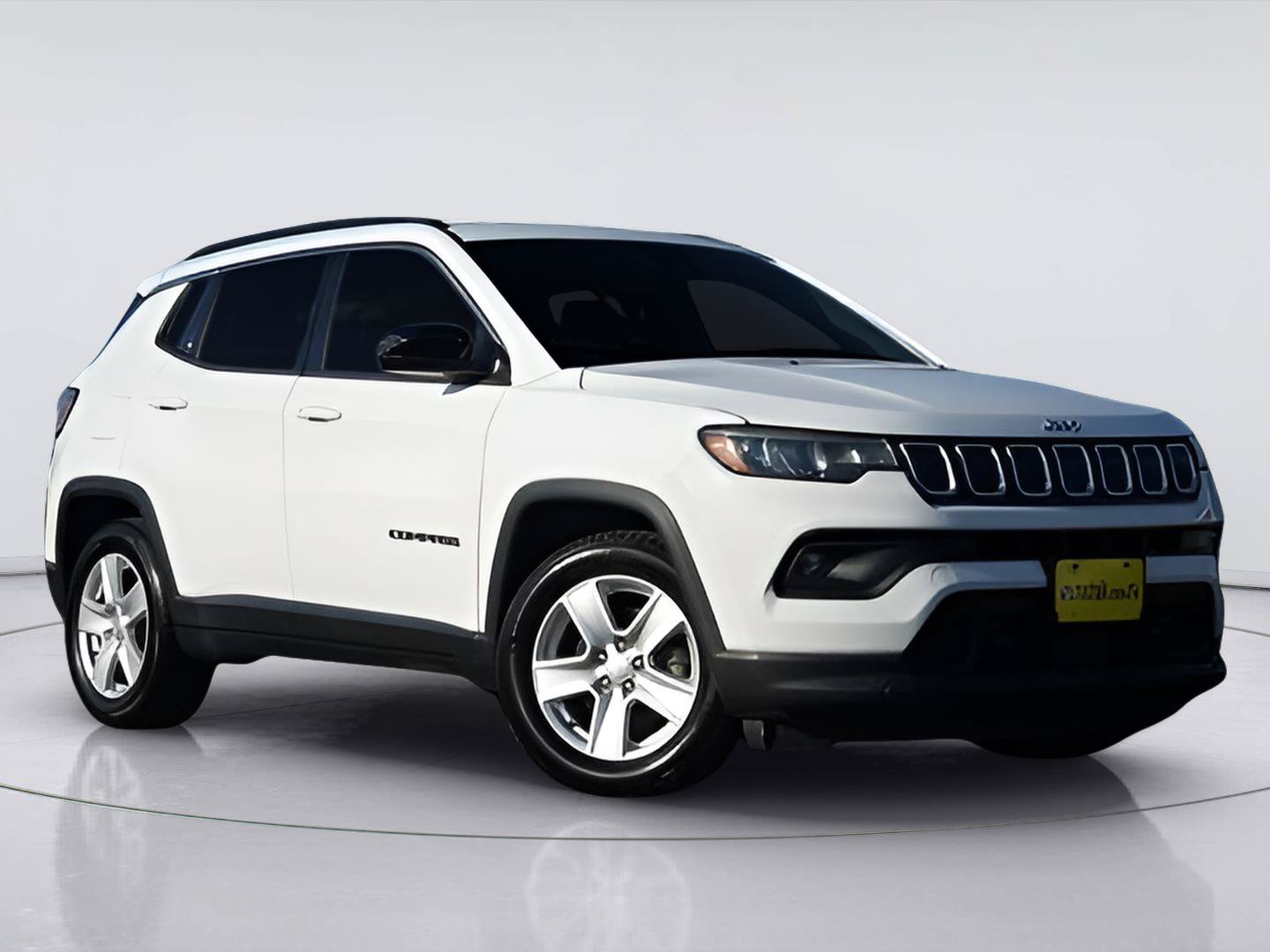 Used 2022 Jeep Compass Latitude FWD video 2
