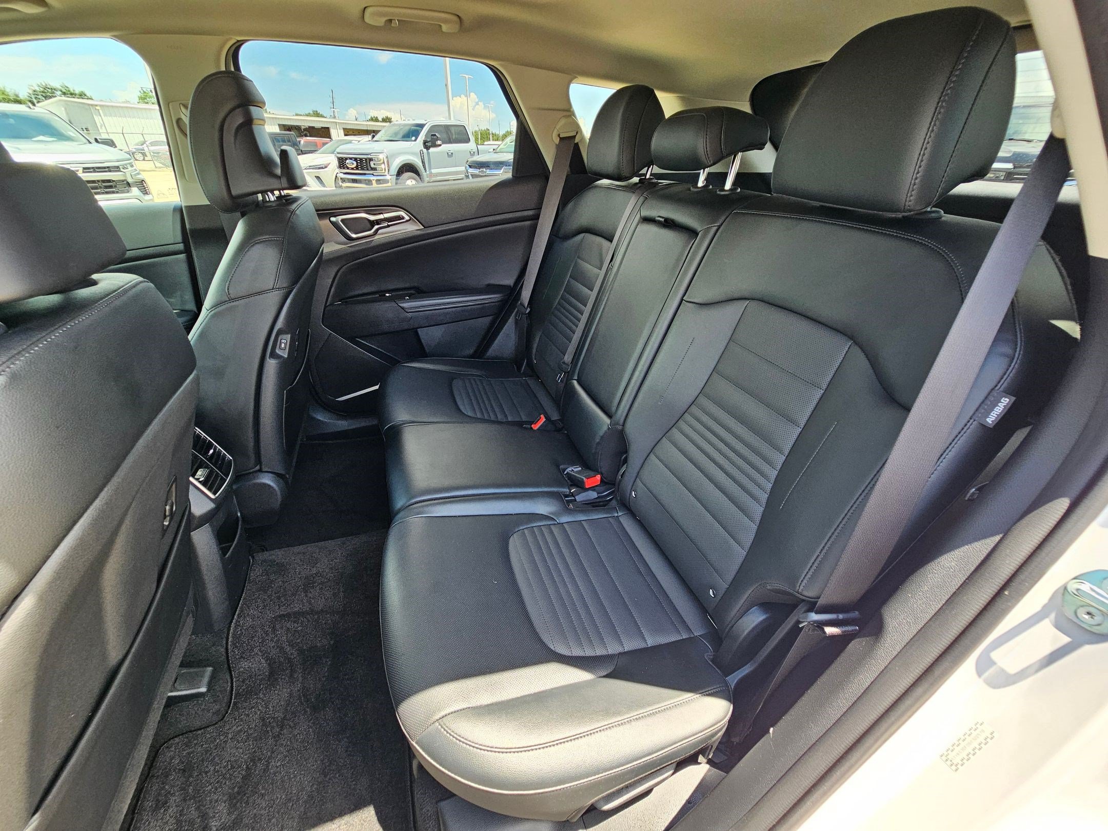 Used 2025 Kia Sportage SX FWD image 28