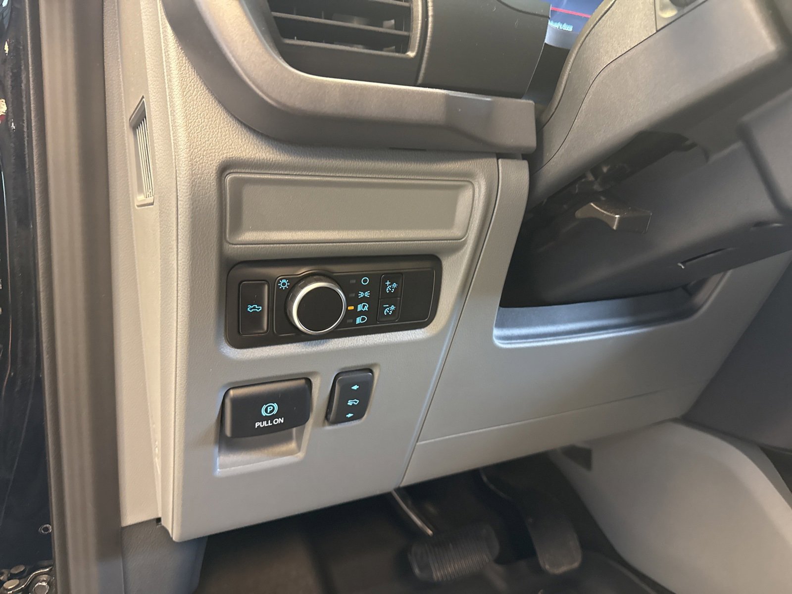 Certified 2025 Ford F150 Lightning XLT image 22