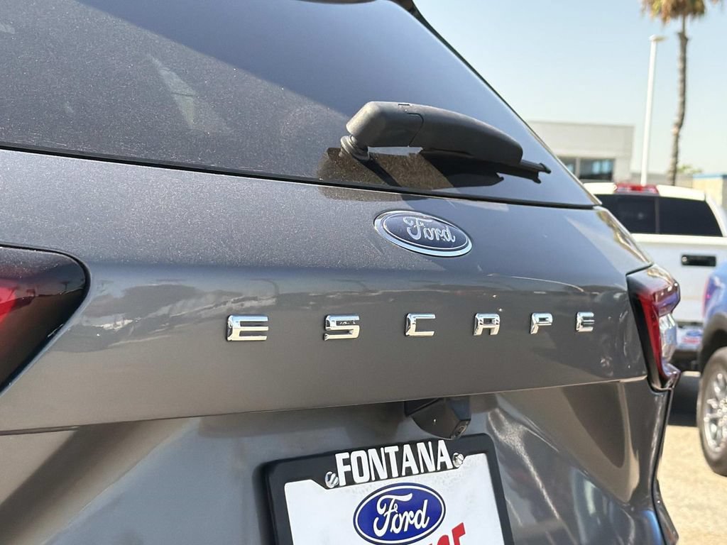 Certified 2024 Ford Escape Active FWD image 9