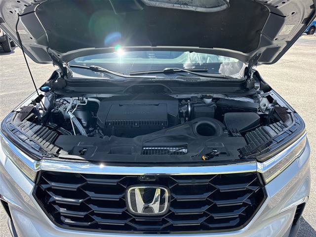 Used 2023 Honda Pilot Elite image 35