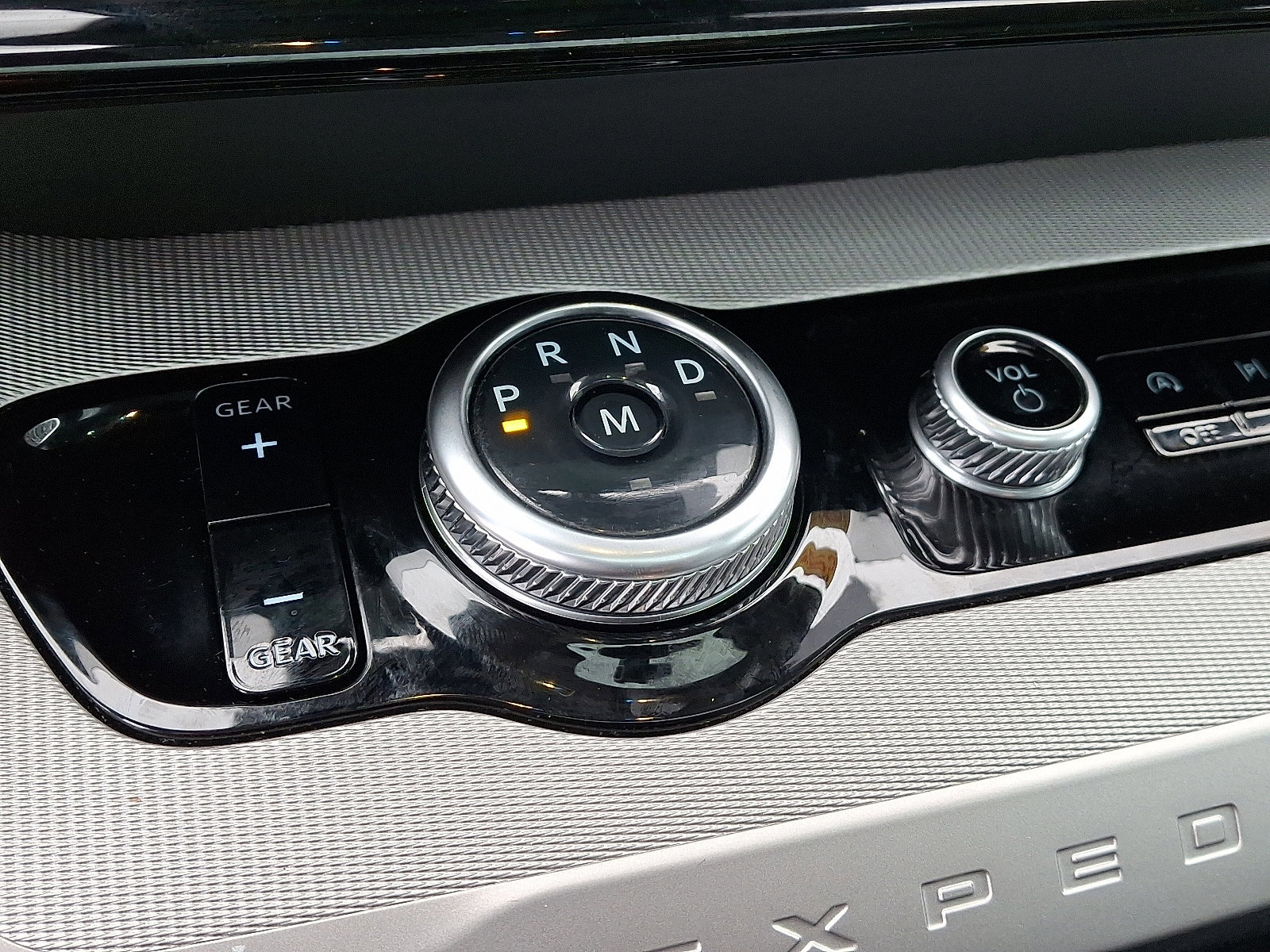 Certified 2025 Ford Expedition Max Active image 17