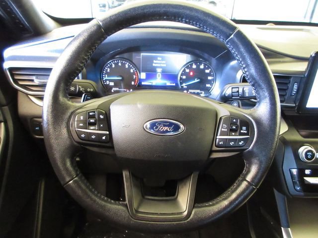 Certified 2020 Ford Explorer XLT w/ Equipment Group 202A image 15
