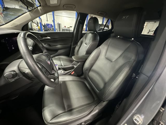 Used 2024 Buick Encore GX Sport Touring w/ Comfort Package AWD/4WD image 17