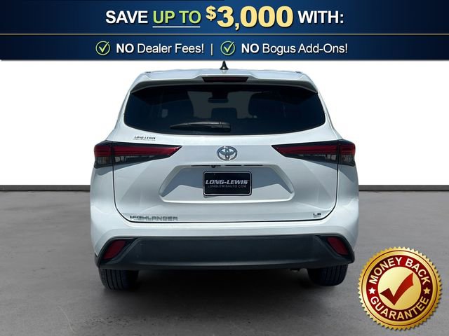 Used 2022 Toyota Highlander LE FWD image 5