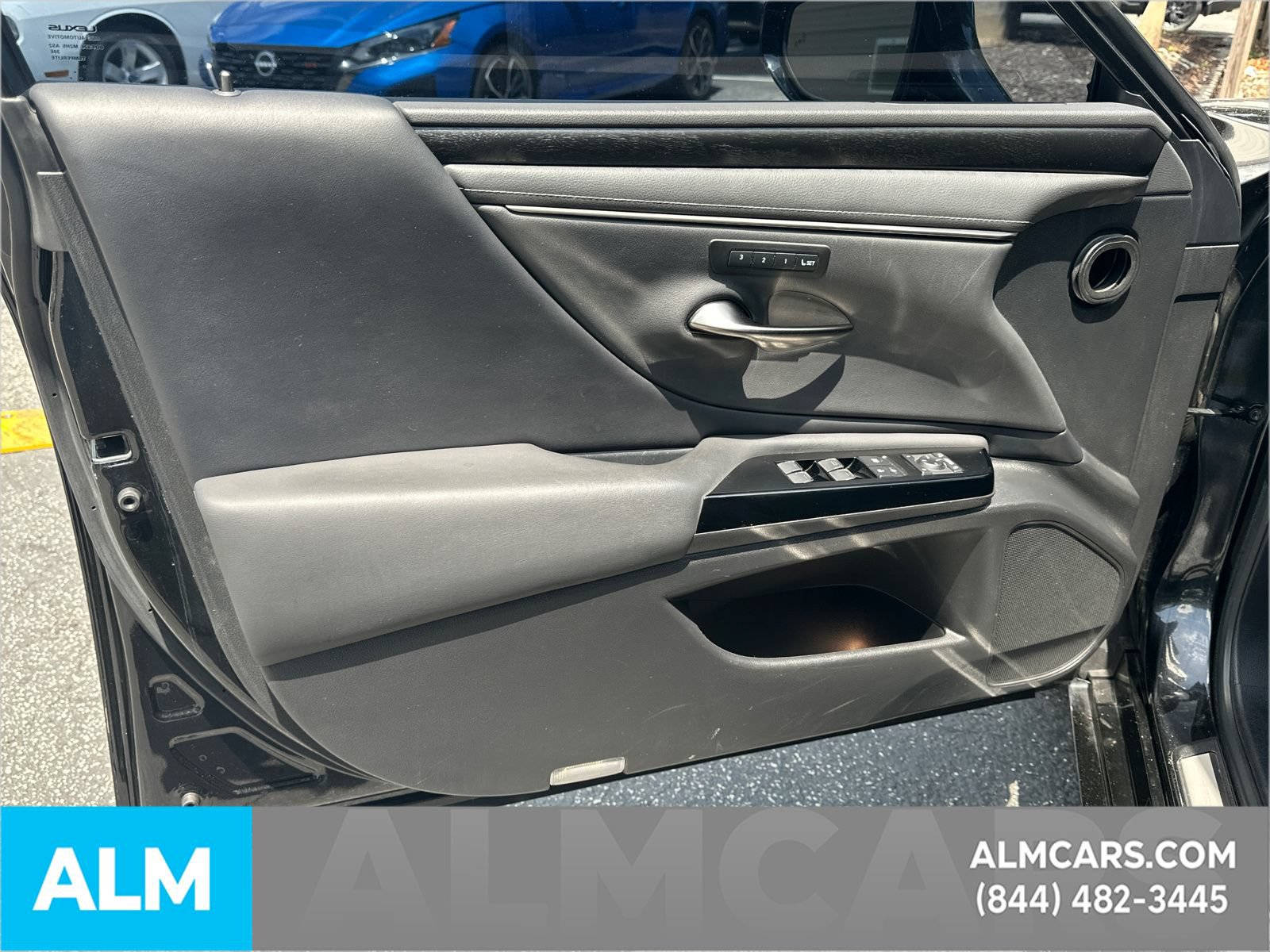 Used 2022 Lexus ES 300h w/ Premium Package FWD image 11