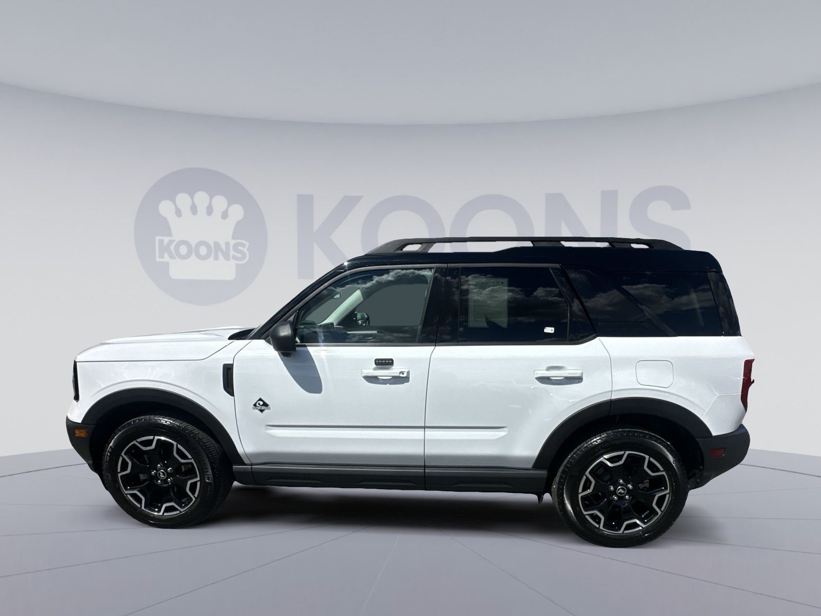 Certified 2025 Ford Bronco Sport Outer Banks w/ Outer Banks Tech Package+ AWD/4WD image 13
