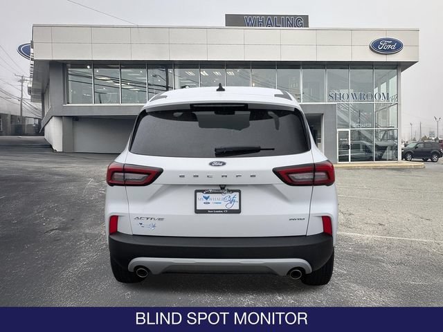 Certified 2023 Ford Escape Active AWD/4WD image 7