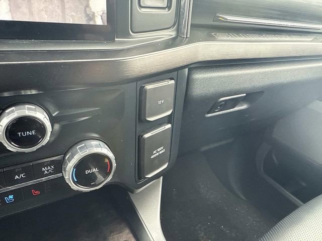 Certified 2023 Ford F250 Lariat w/ Chrome Package image 31