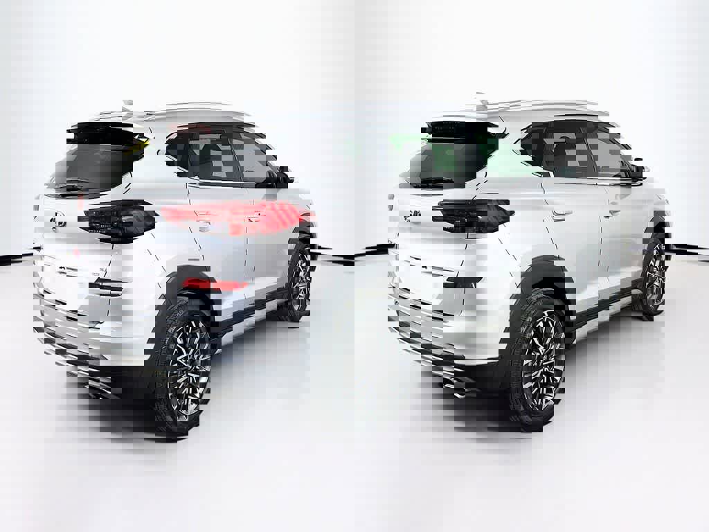 Used 2020 Hyundai Tucson Limited w/ Cargo Package image 25