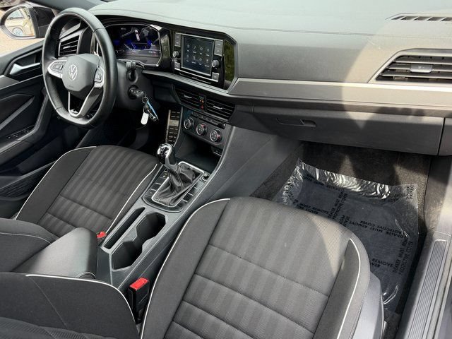 Used 2023 Volkswagen Jetta Sport FWD image 9