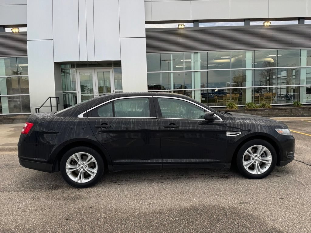 Certified 2018 Ford Taurus SEL AWD/4WD image 44