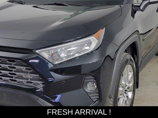 Used 2019 Toyota RAV4 Limited w/ All Weather Liner Package image 9