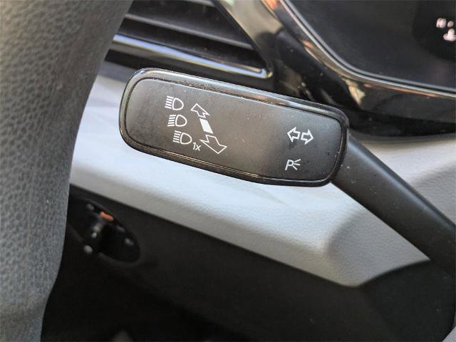 Used 2022 Volkswagen Taos S image 25