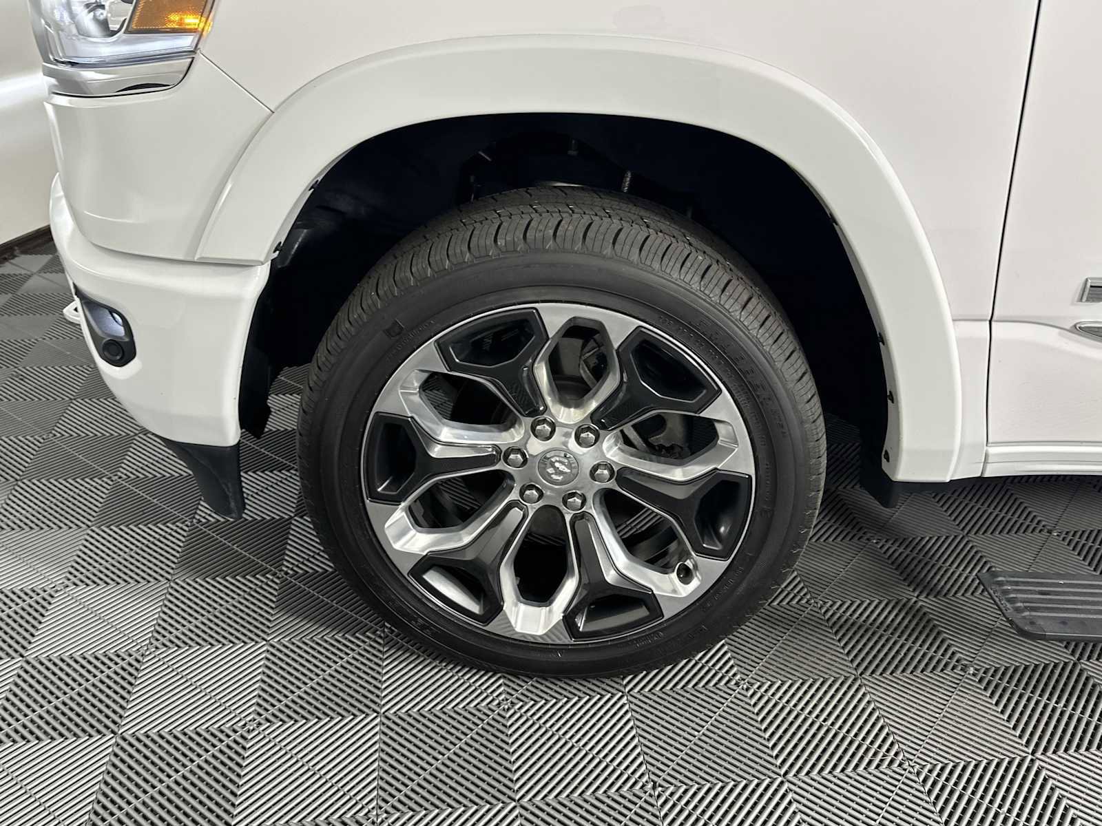 Used 2021 RAM 1500 Limited image 13