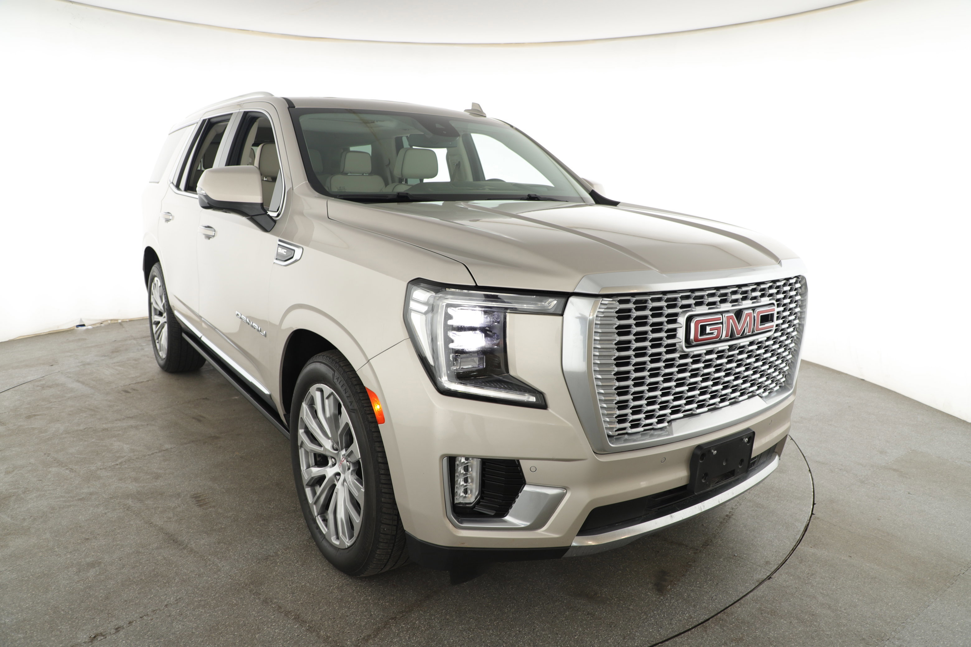 Used 2023 GMC Yukon Denali w/ Max Trailering Package image 3