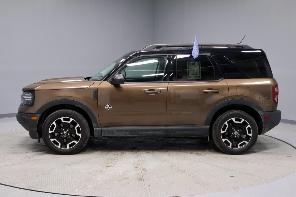 Certified 2022 Ford Bronco Sport Outer Banks w/ Tech Package image 2