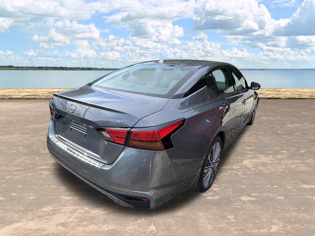 Used 2023 Nissan Altima 2.5 SL FWD image 11