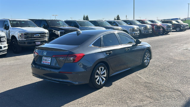 Used 2023 Honda Civic LX image 3