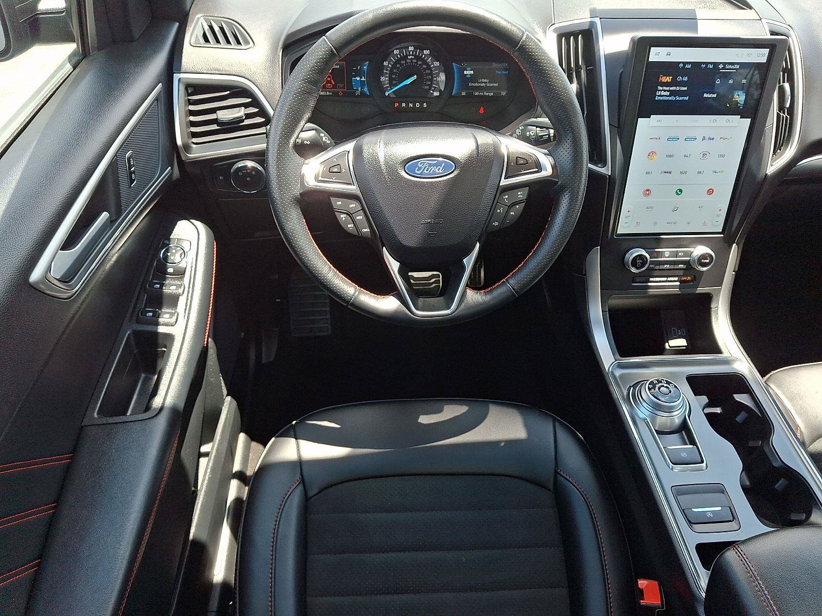 Certified 2024 Ford Edge ST-Line AWD/4WD image 11
