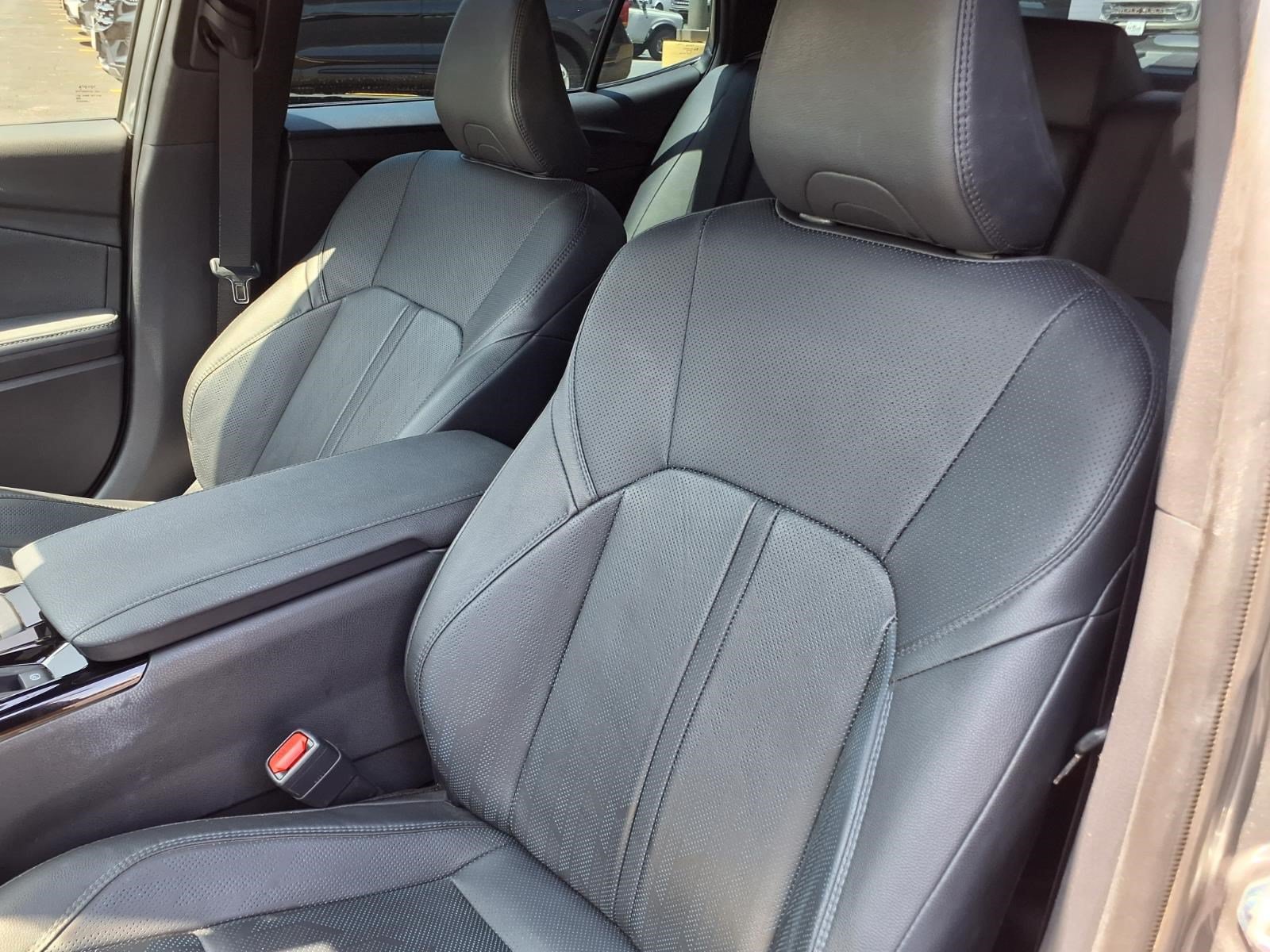 Used 2025 Toyota Camry XSE w/ Premium Package FWD image 17