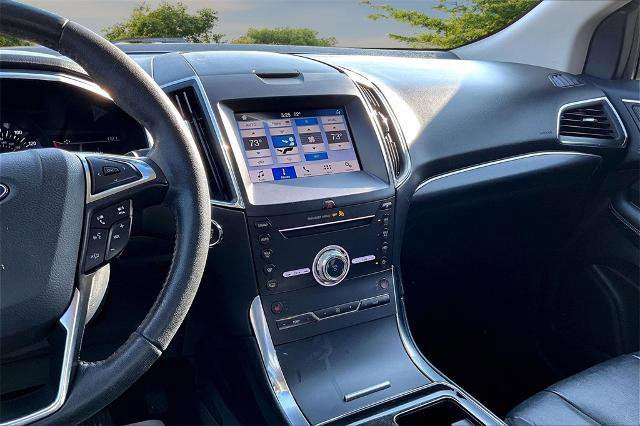 Certified 2019 Ford Edge Titanium w/ Cold Weather Package image 8