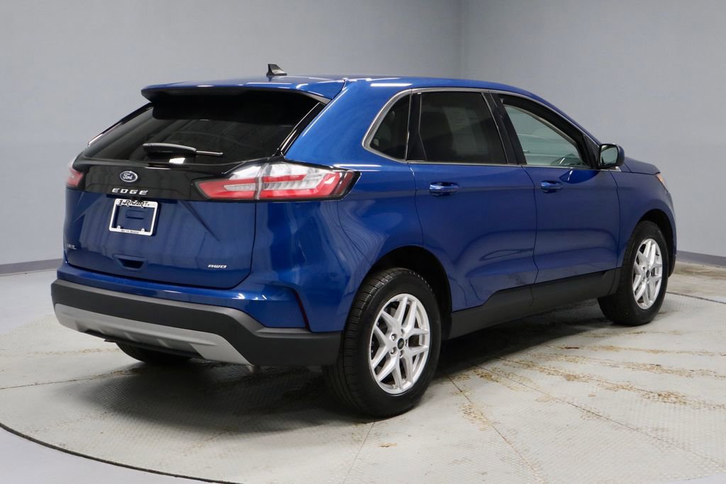 Certified 2024 Ford Edge SEL w/ Convenience Package AWD/4WD image 11