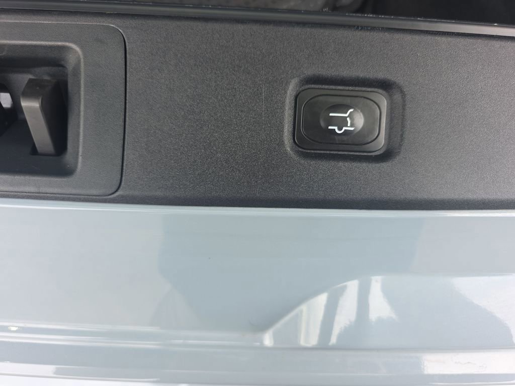 Certified 2025 Ford Expedition Platinum w/ Driver's Package AWD/4WD image 15