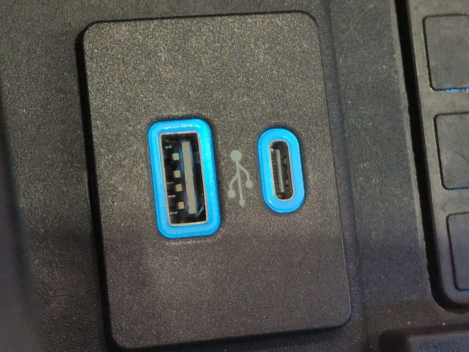 Certified 2022 Ford F250 Platinum image 37