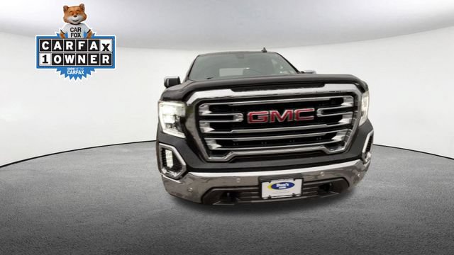 Used 2022 GMC Sierra 1500 SLT w/ Driver Alert Package II AWD/4WD image 3