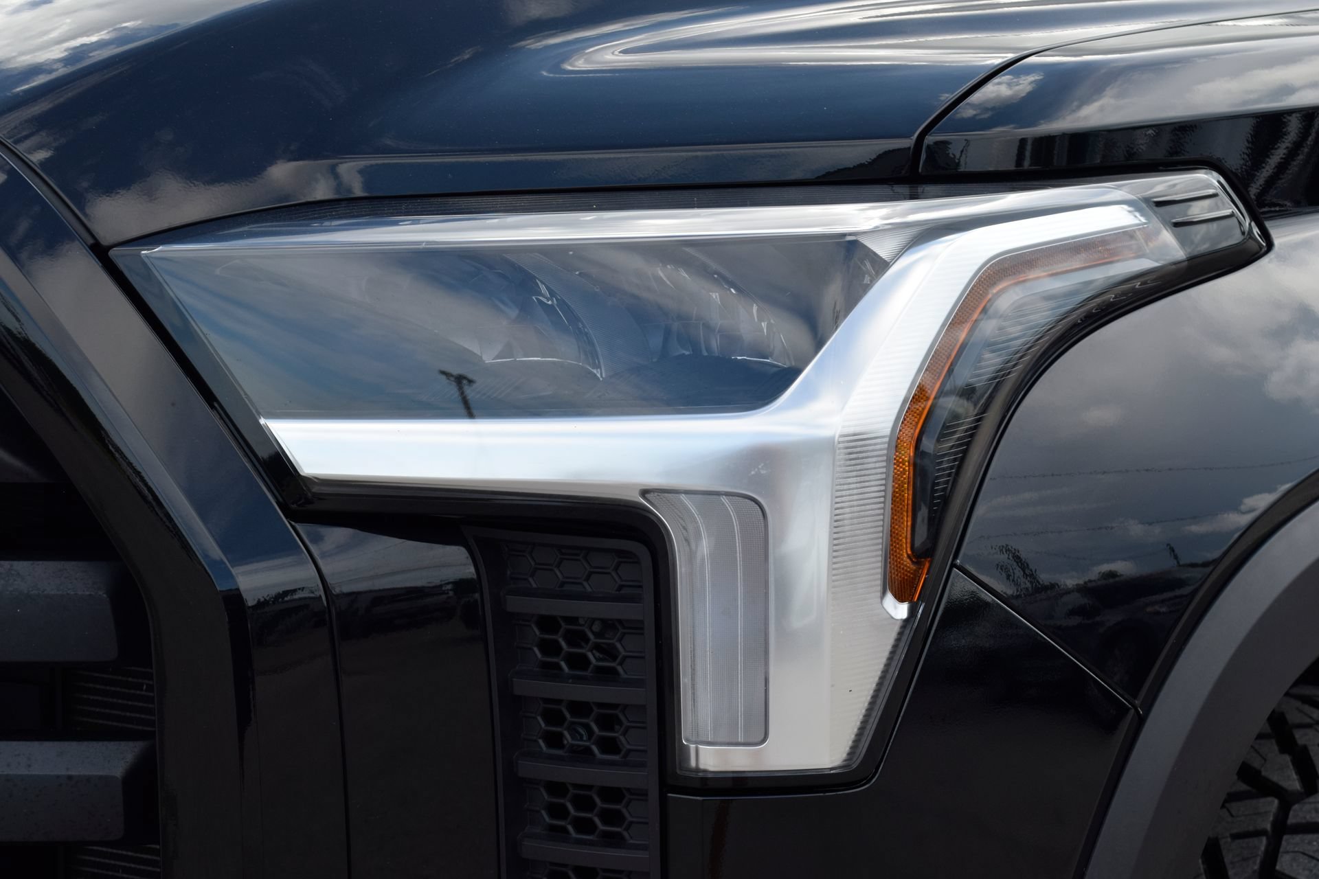 Used 2024 Toyota Tundra SR5 AWD/4WD image 24