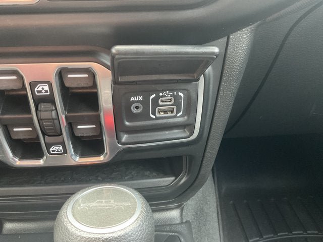 Used 2022 Jeep Gladiator Sport AWD/4WD image 31