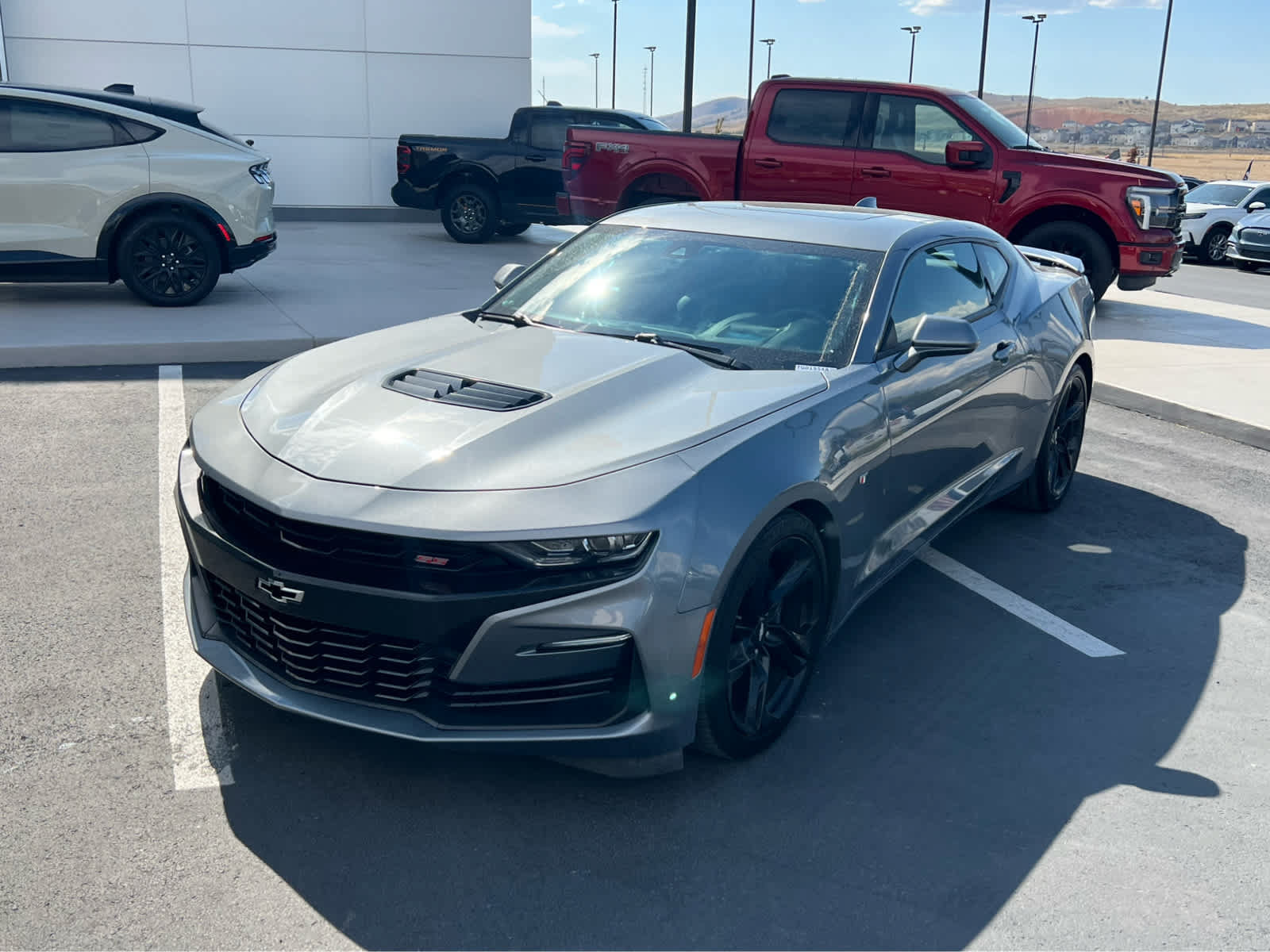 Used 2019 Chevrolet Camaro SS RWD image 2