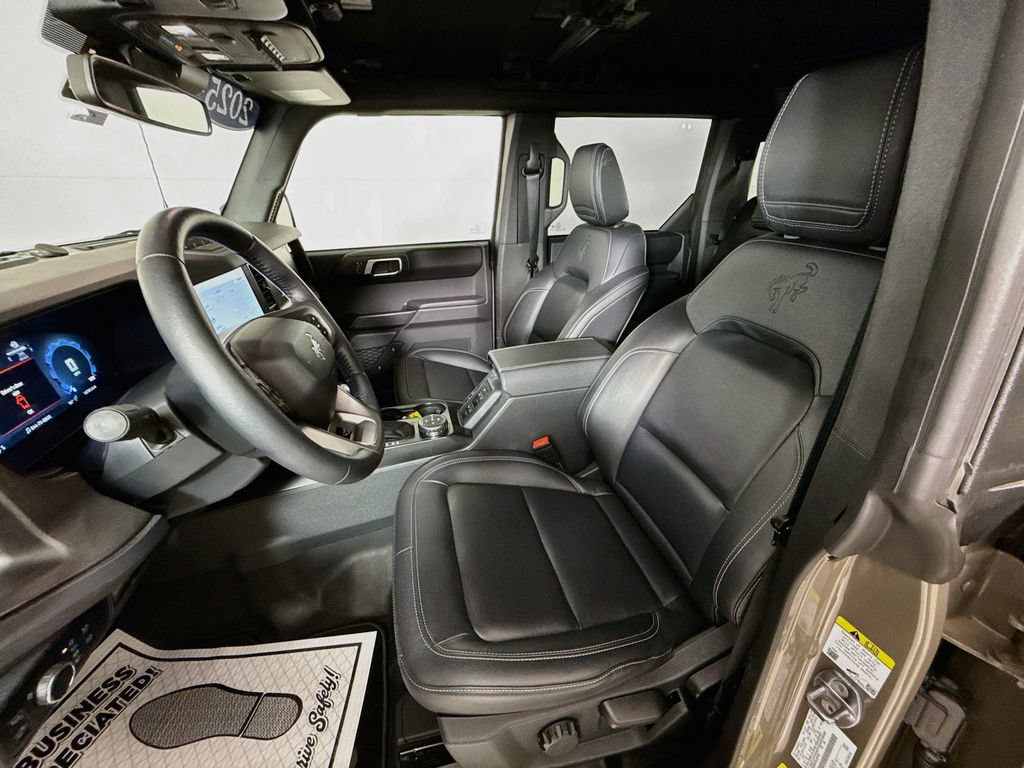 Certified 2025 Ford Bronco Badlands AWD/4WD image 2