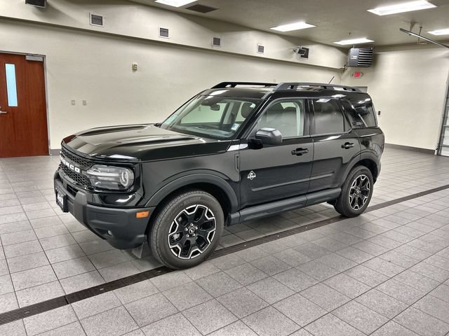 Certified 2025 Ford Bronco Sport Outer Banks AWD/4WD image 3