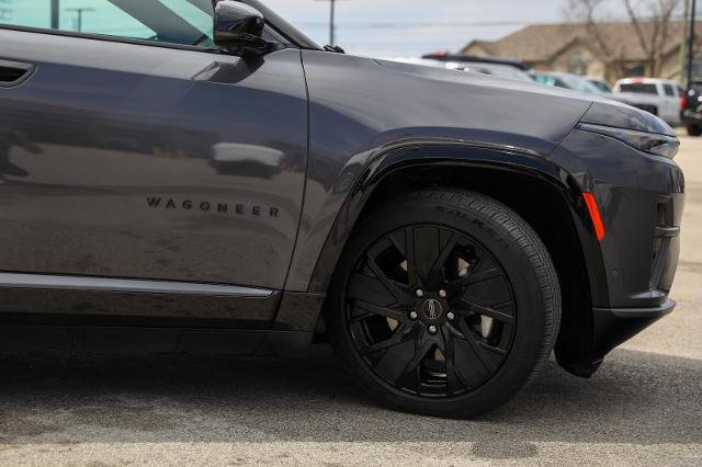 Used 2024 Jeep Wagoneer Launch Edition AWD/4WD image 12
