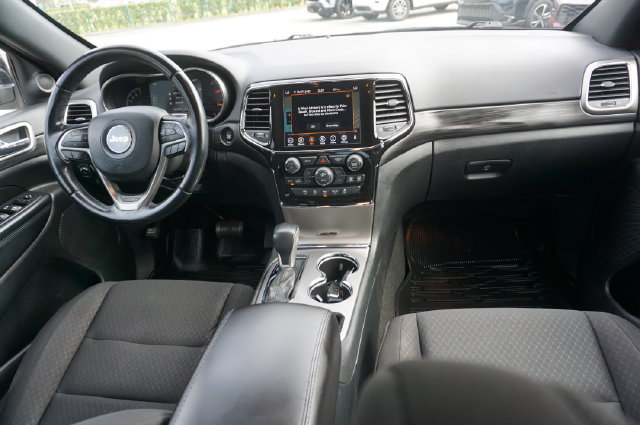 Used 2022 Jeep Grand Cherokee Laredo E RWD image 6