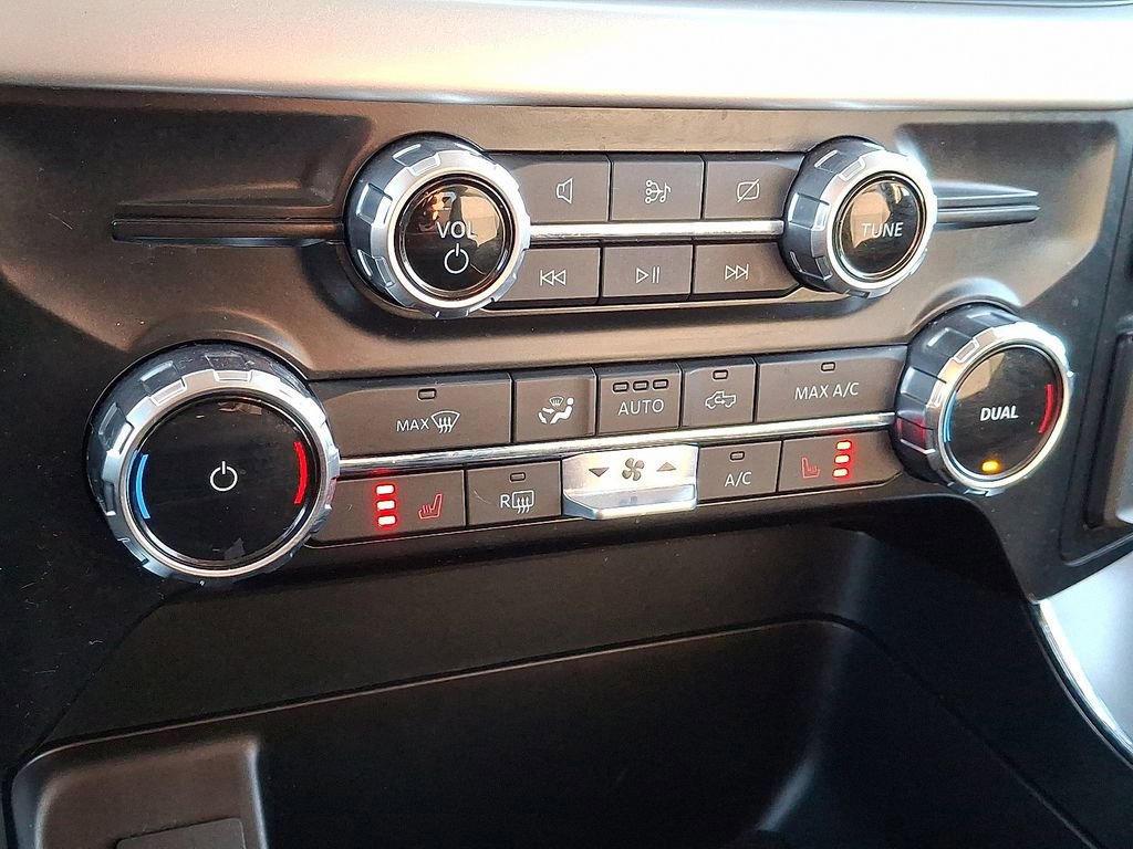 Certified 2022 Ford F150 XLT w/ Equipment Group 302A High image 16