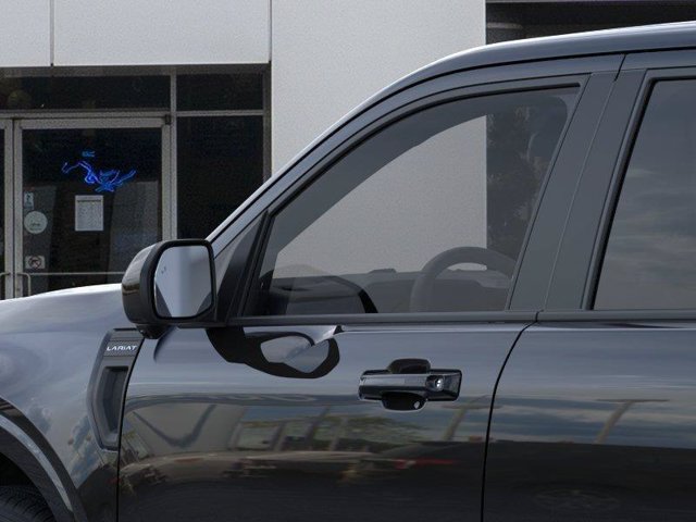 Certified 2025 Ford Maverick Lariat w/ Black Appearance Package AWD/4WD image 31